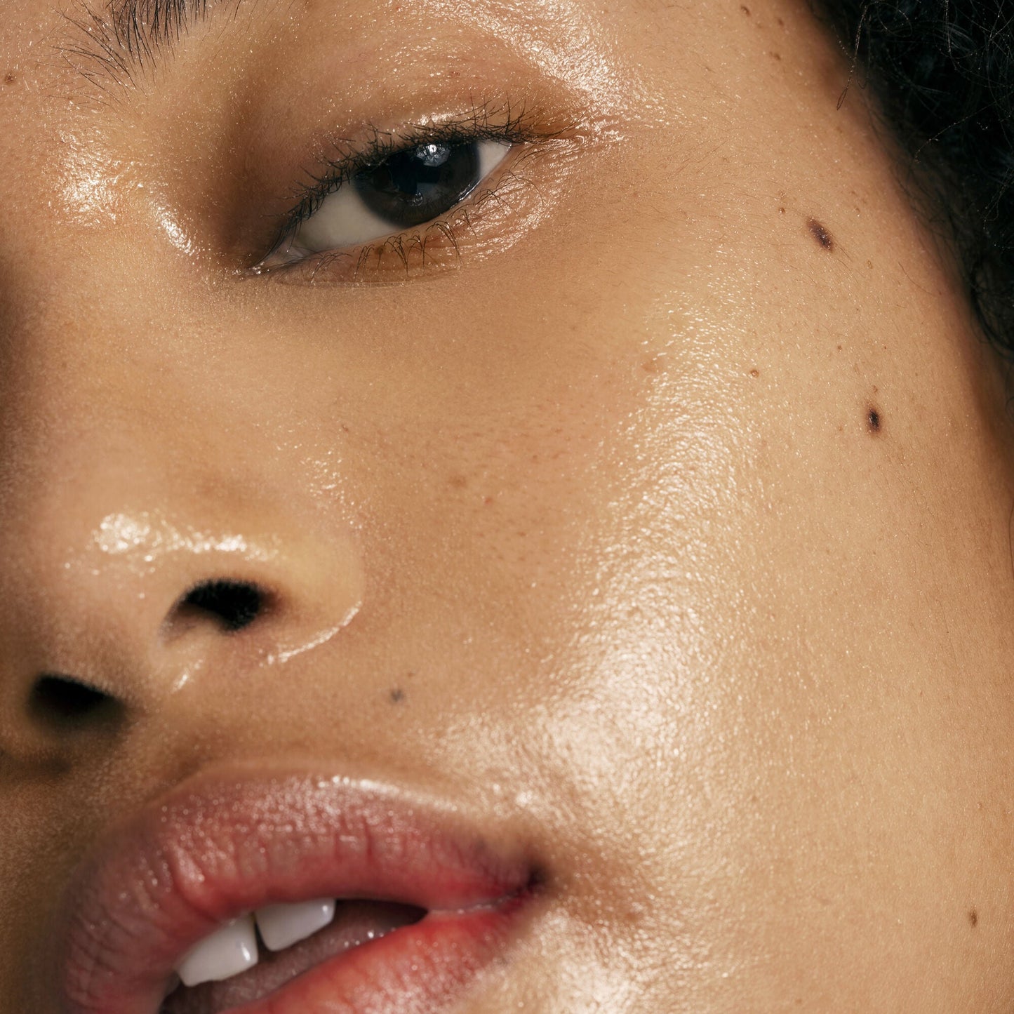 pure-skin-toner-v6 0122_Elf-Pure_Cindy_002_IGF.jpg