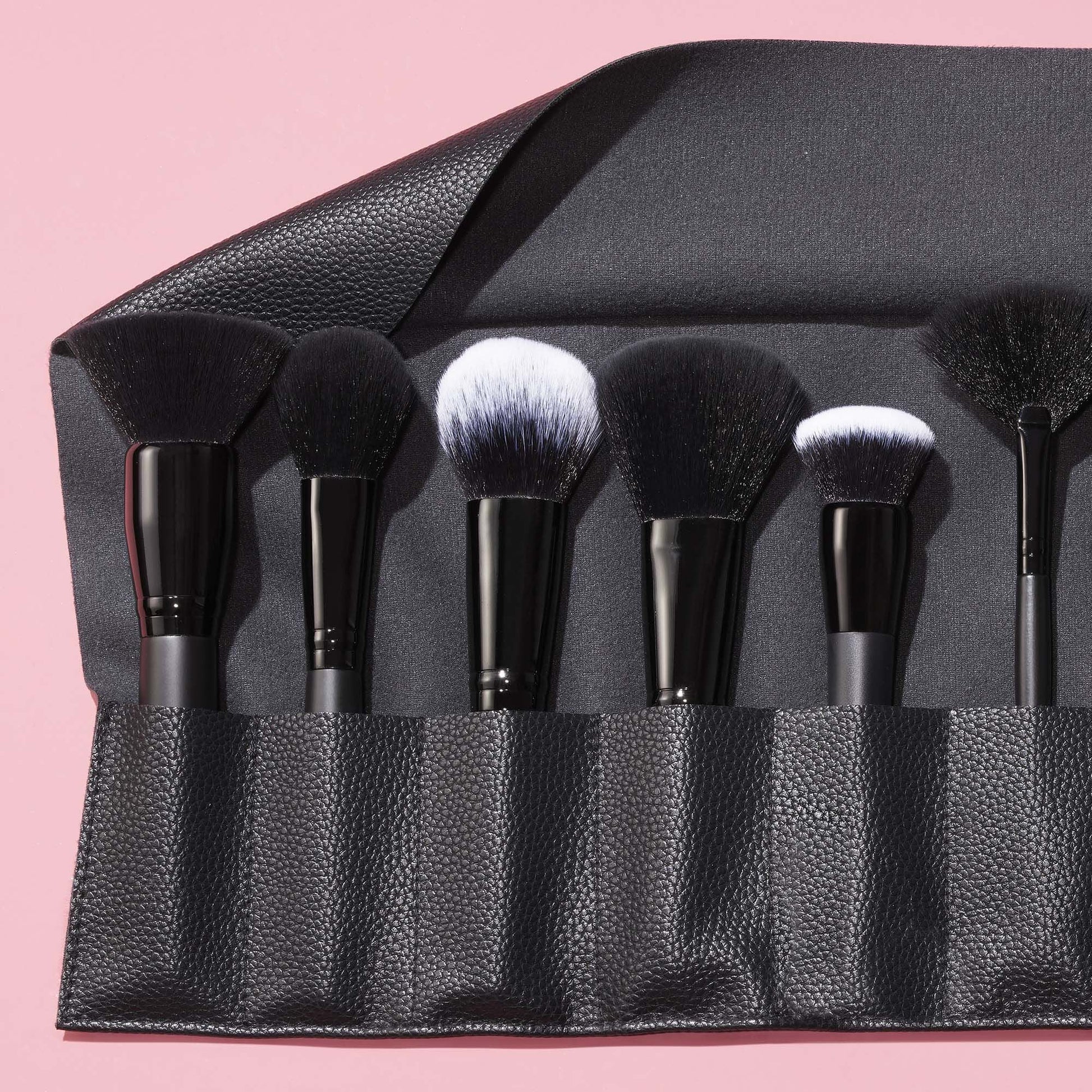 17-piece-ultimate-makeup-brush-set-and-travel-roll-b1 042423_UltBrushSet_V2_Main-2_IGF_carousel1.jpg